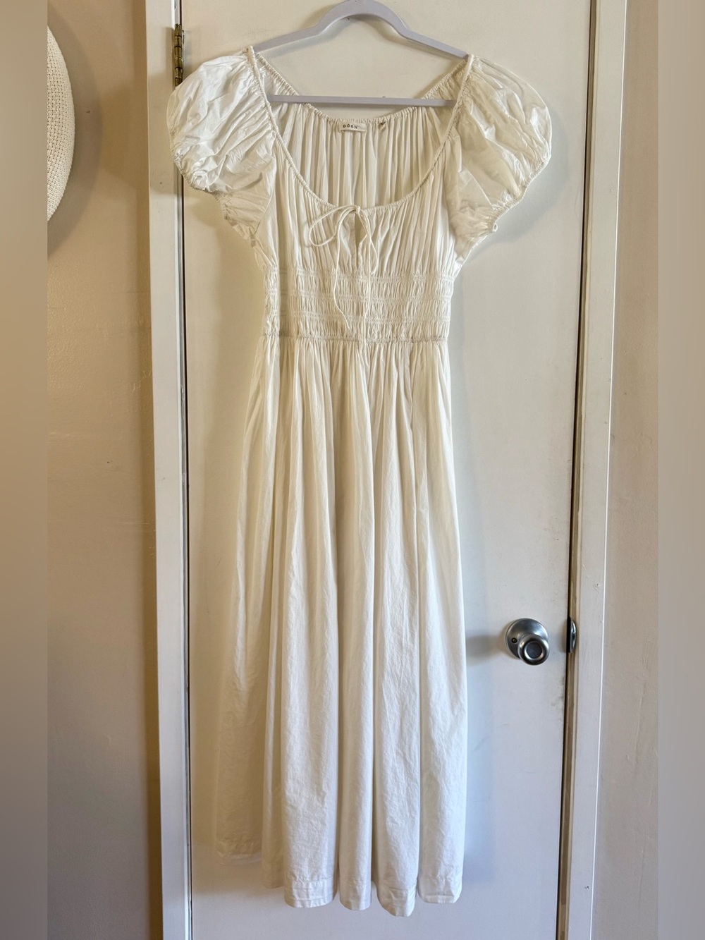 Doen Quinn Dress in Salt - Picture 8 of 12